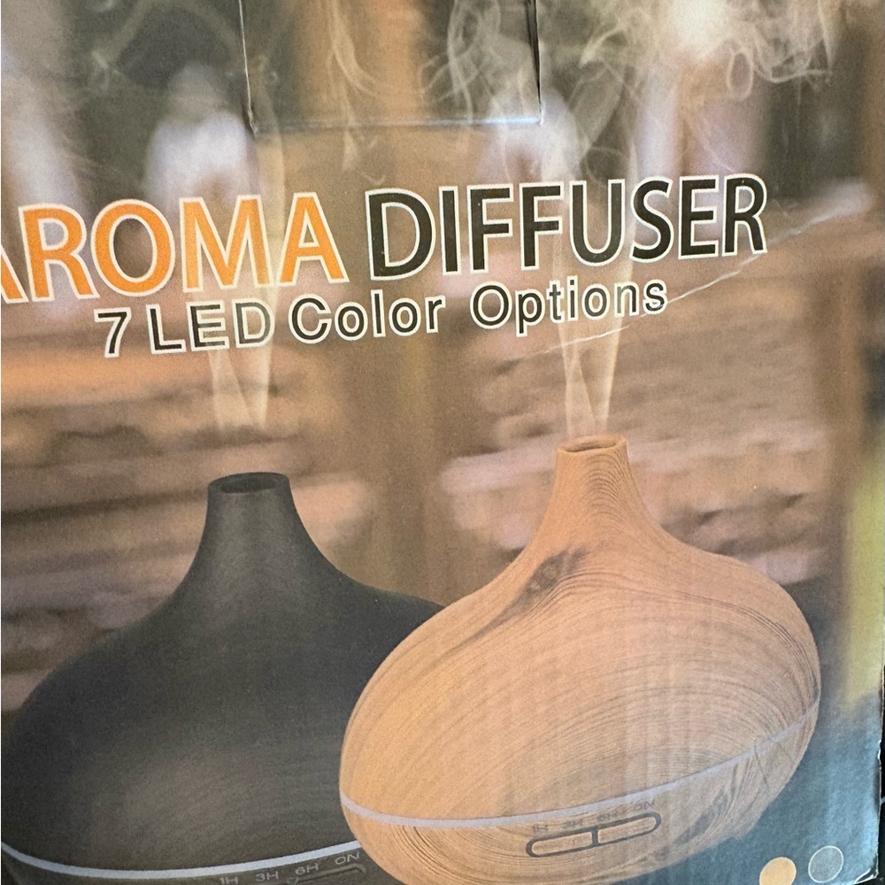 Aroma Diffuser with 7 LED Color Options - Black and Brown